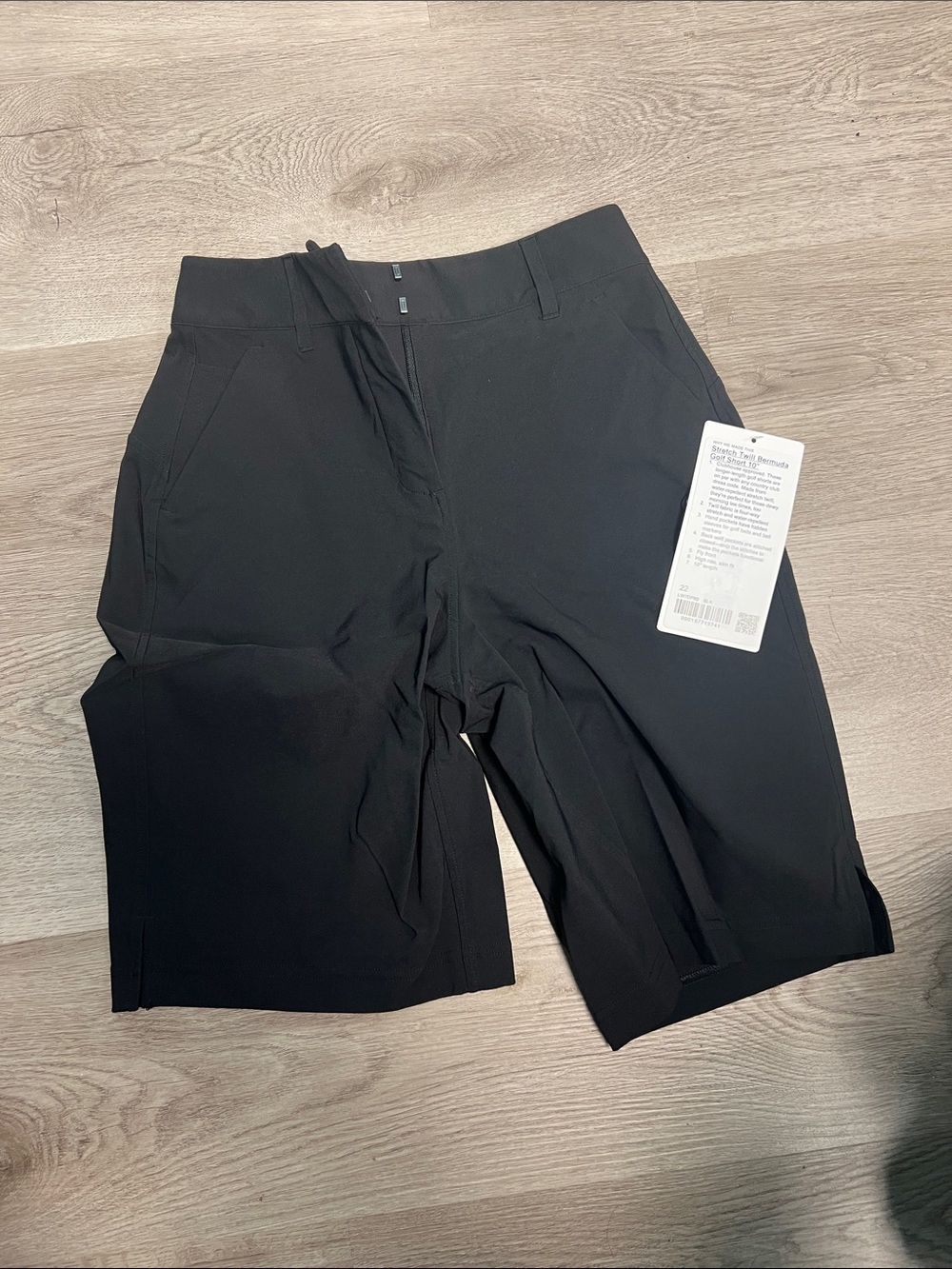 lululemon athletica Black Women's Bermuda Shorts - Modern Stretch